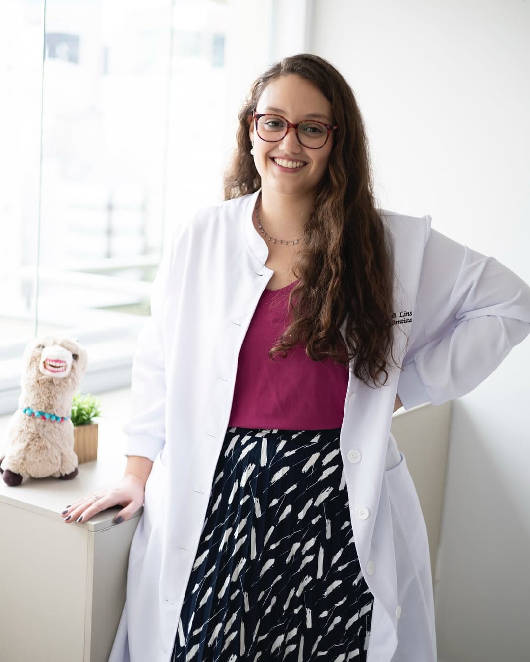 Dra Paula Lins